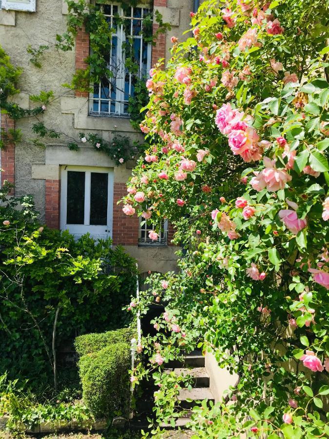 La Maison Des Roses Moulins  Exterior foto